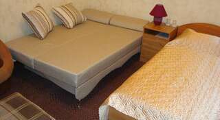 Гостиница Guest House Teremok Адлер Стандартный трехместный номер-2