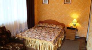 Гостиница Guest House Teremok Адлер Двухместный номер Делюкс с 1 кроватью (на 2 взрослых + 1 ребенка)-2
